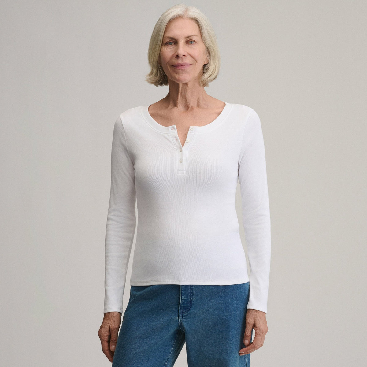 White,XS,Regular