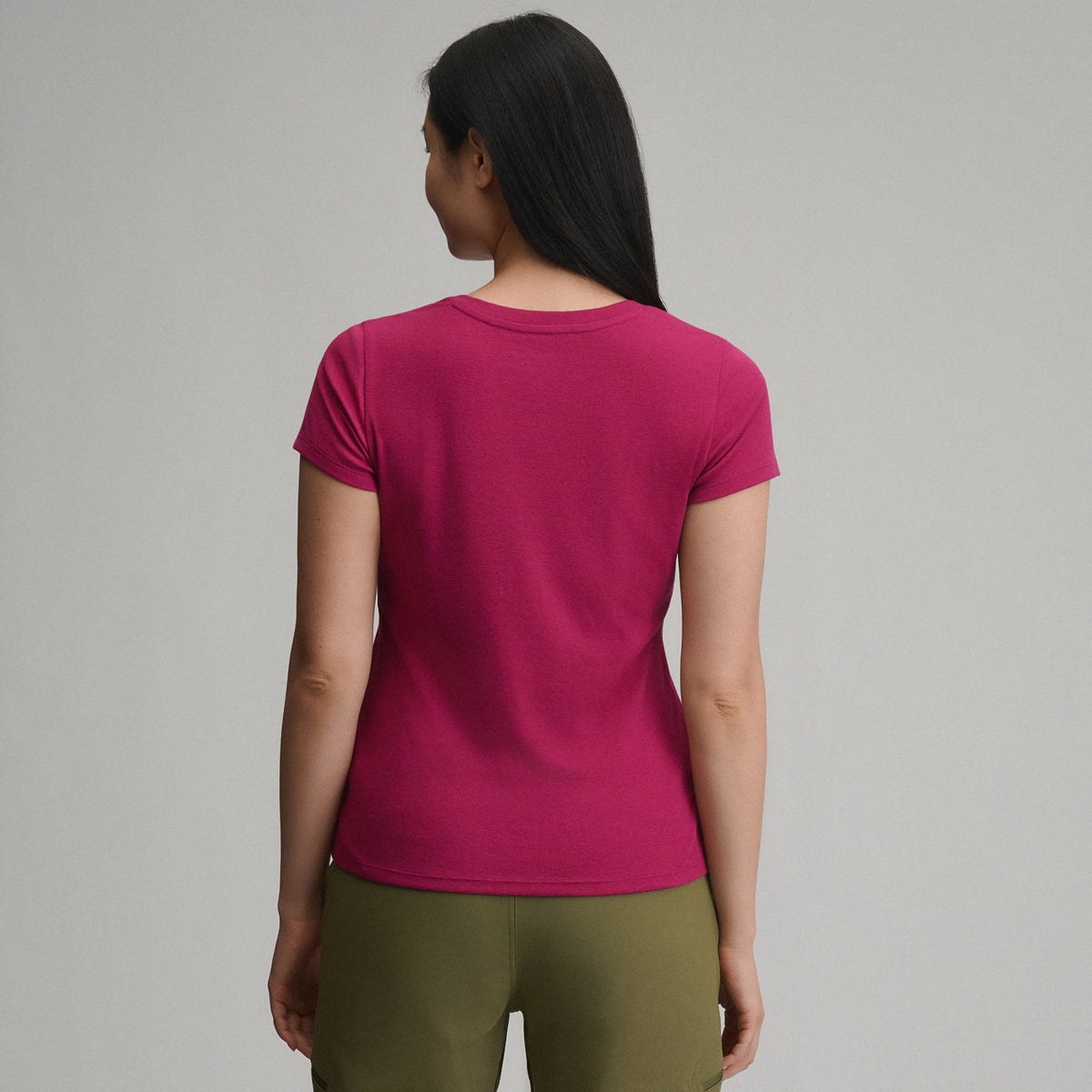 Eddie Bauer Women's Everyday SS V-Neck Tee