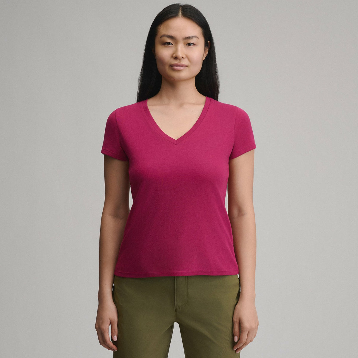 Eddie Bauer Women's Everyday SS V-Neck Tee