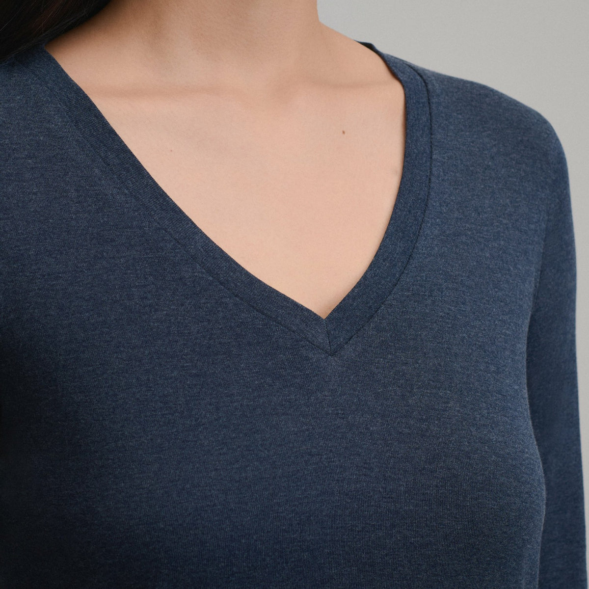 Eddie Bauer Women's Everyday LS V-Neck Tee