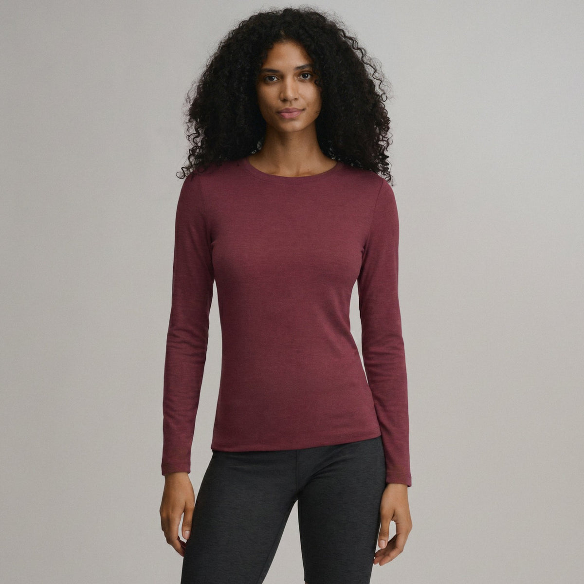 Eddie Bauer Women's LS Favorite Crew - Solid