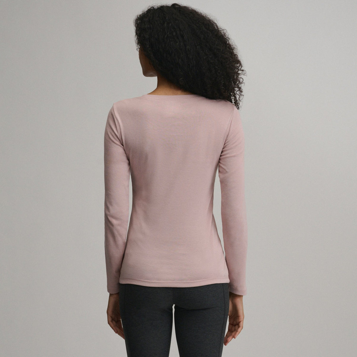 Eddie Bauer Women's LS Favorite Crew - Solid