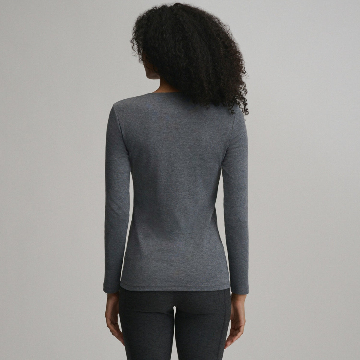 Eddie Bauer Women's LS Favorite Crew - Solid