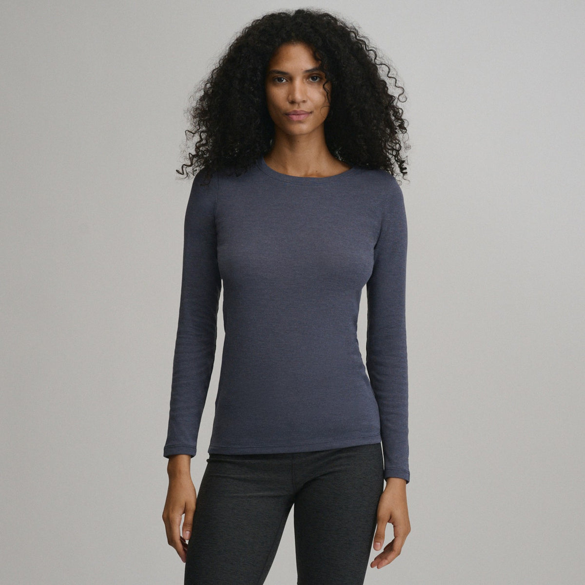 Eddie Bauer Women's LS Favorite Crew - Solid