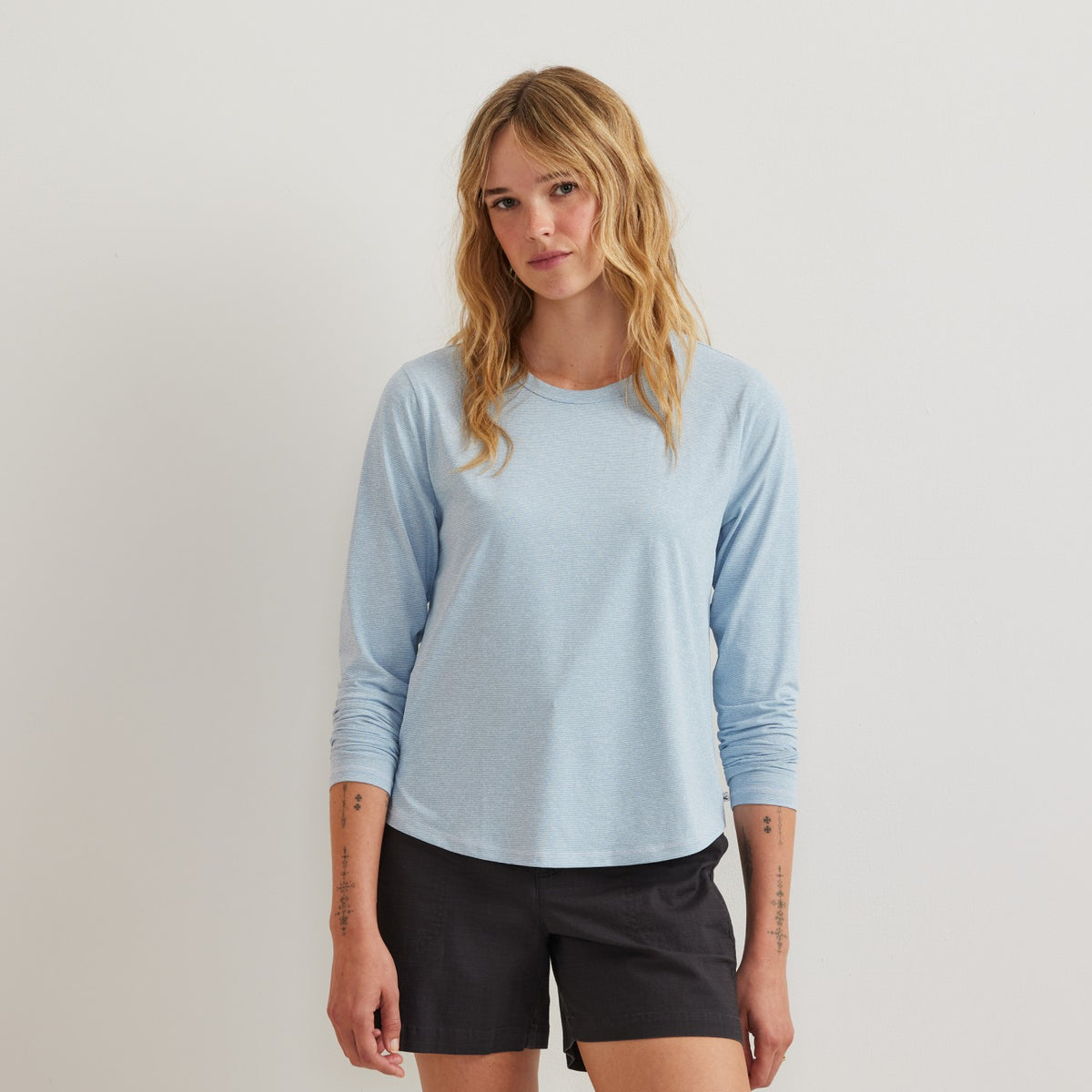 Eddie Bauer Women's Trek Light Hike LS Crew