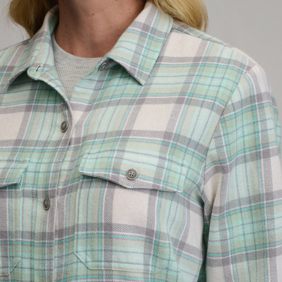 Eddie Bauer Women's Long-Sleeve Heritage Soft Classic Flannel Shirt