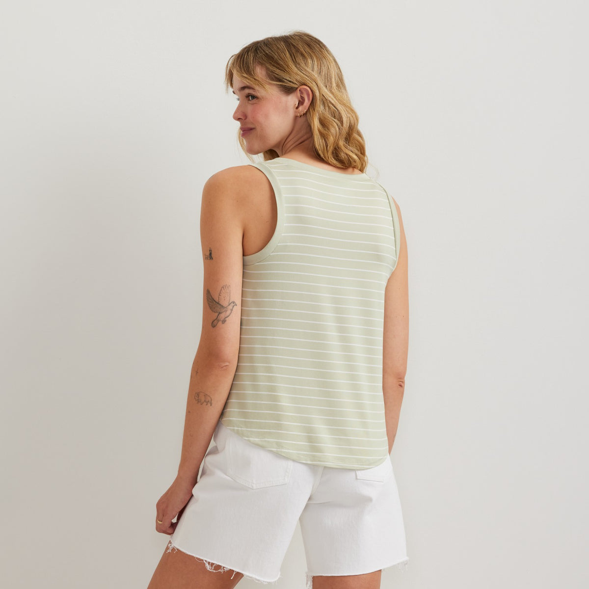 Eddie Bauer Women's Surreal Travel Vnk Tank
