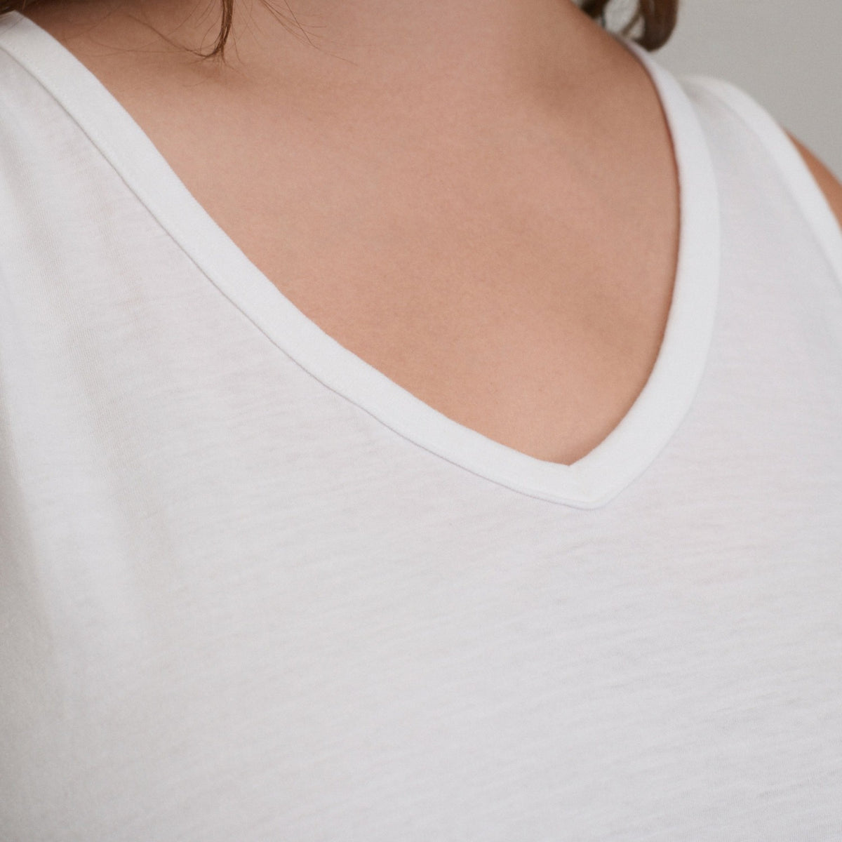 Eddie Bauer Women's Sunwashed Cotton V-Neck Tank