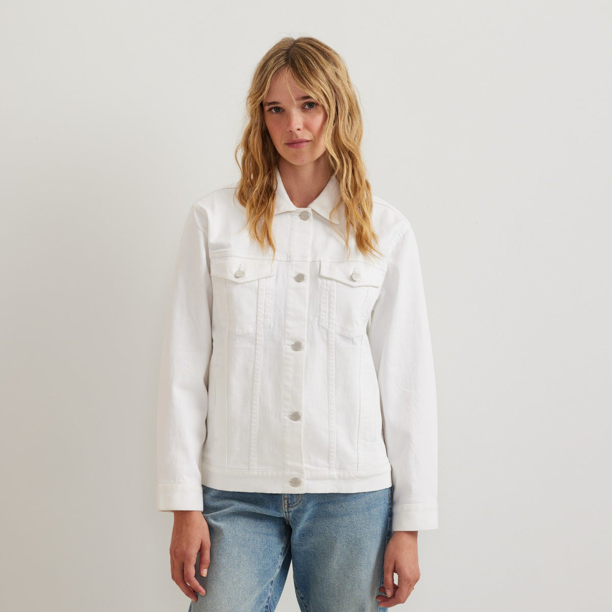 White,XS,Regular