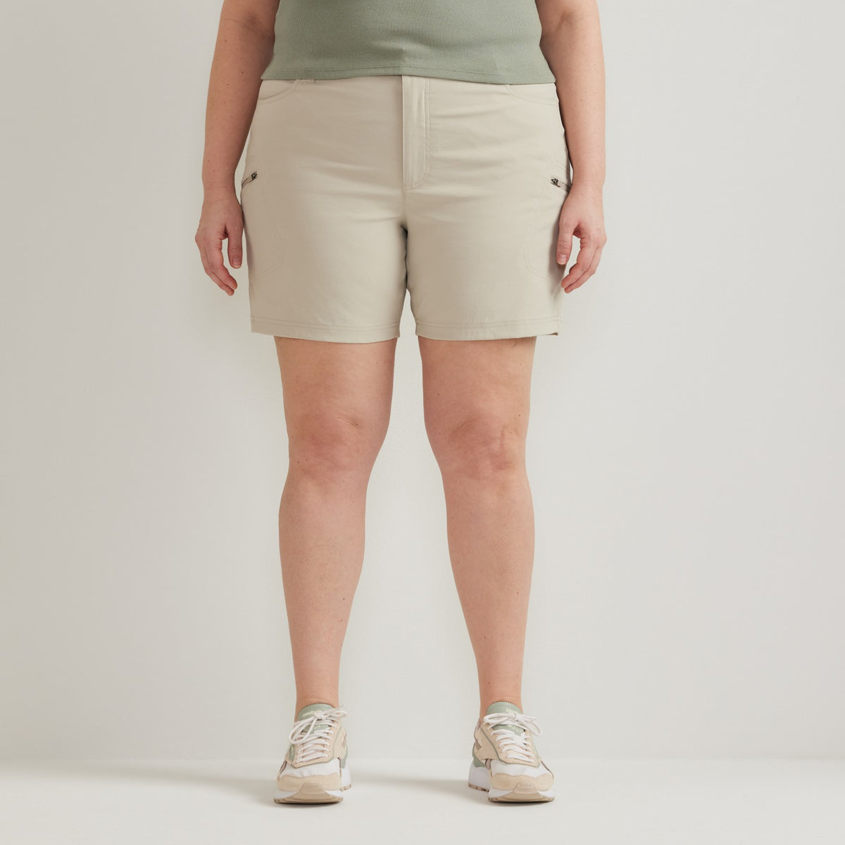 Eddie Bauer Women's Guide High Rise Short