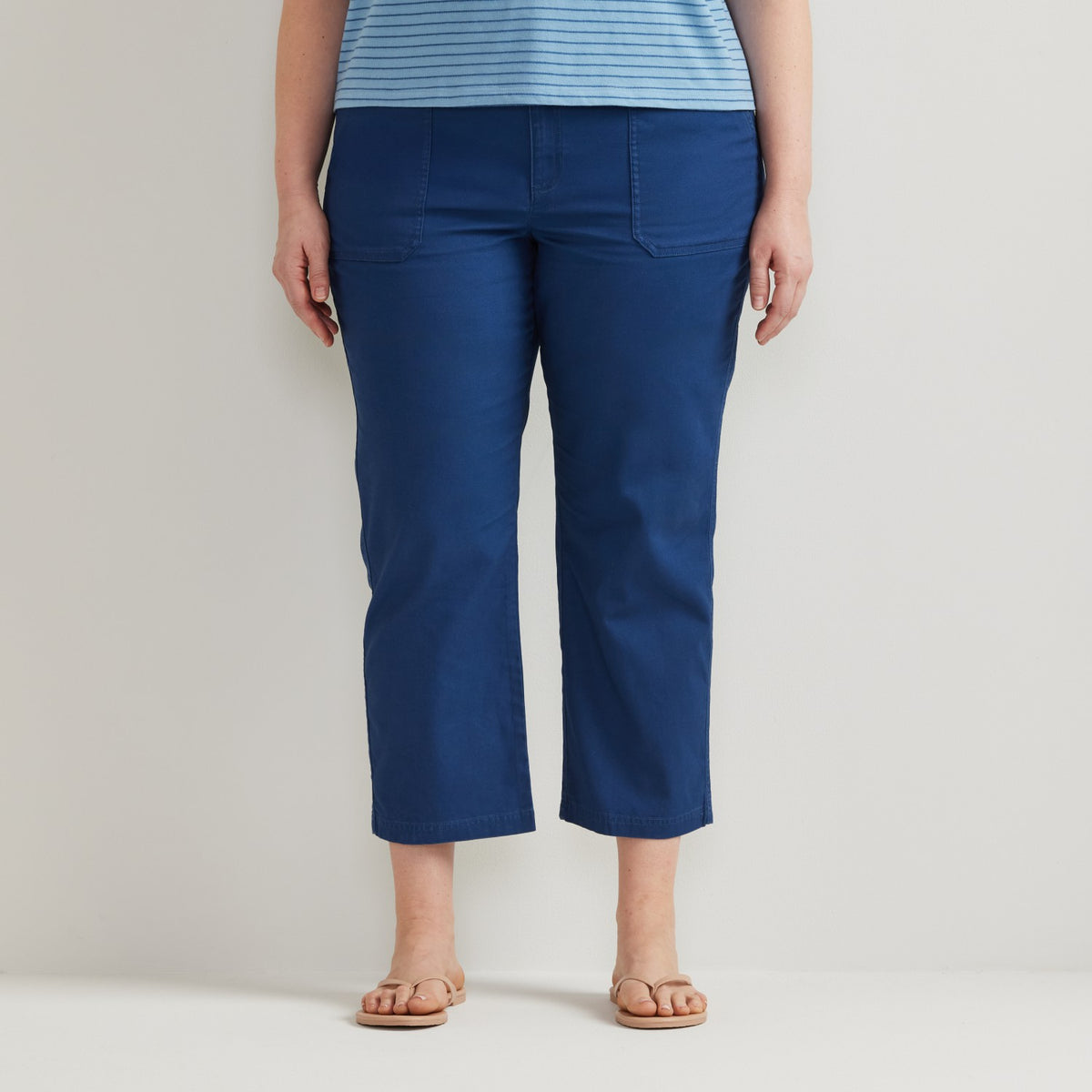 Eddie Bauer Women's Utility Canvas Kick Crop