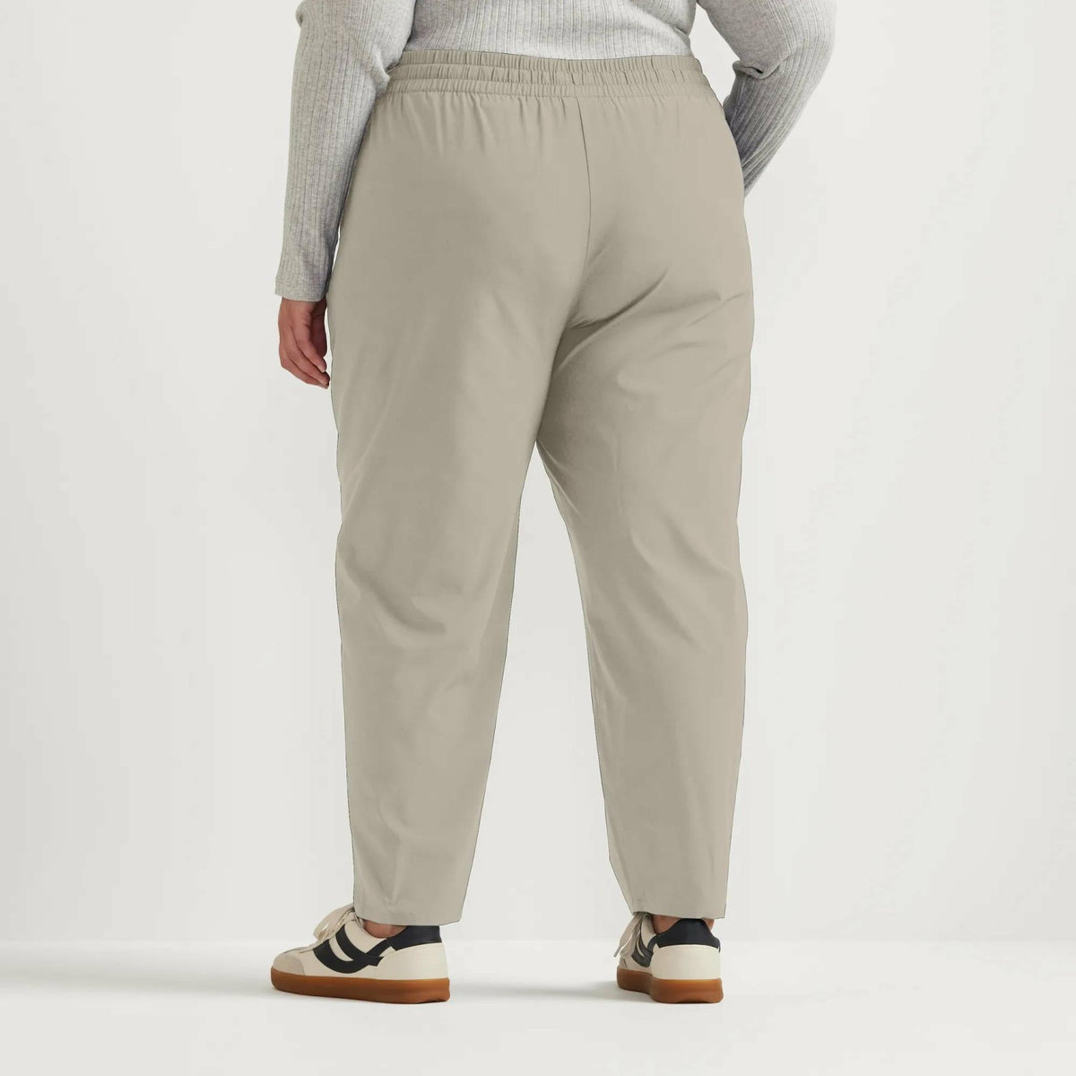 Eddie Bauer Women's Departure Tie Front Ankle Pant