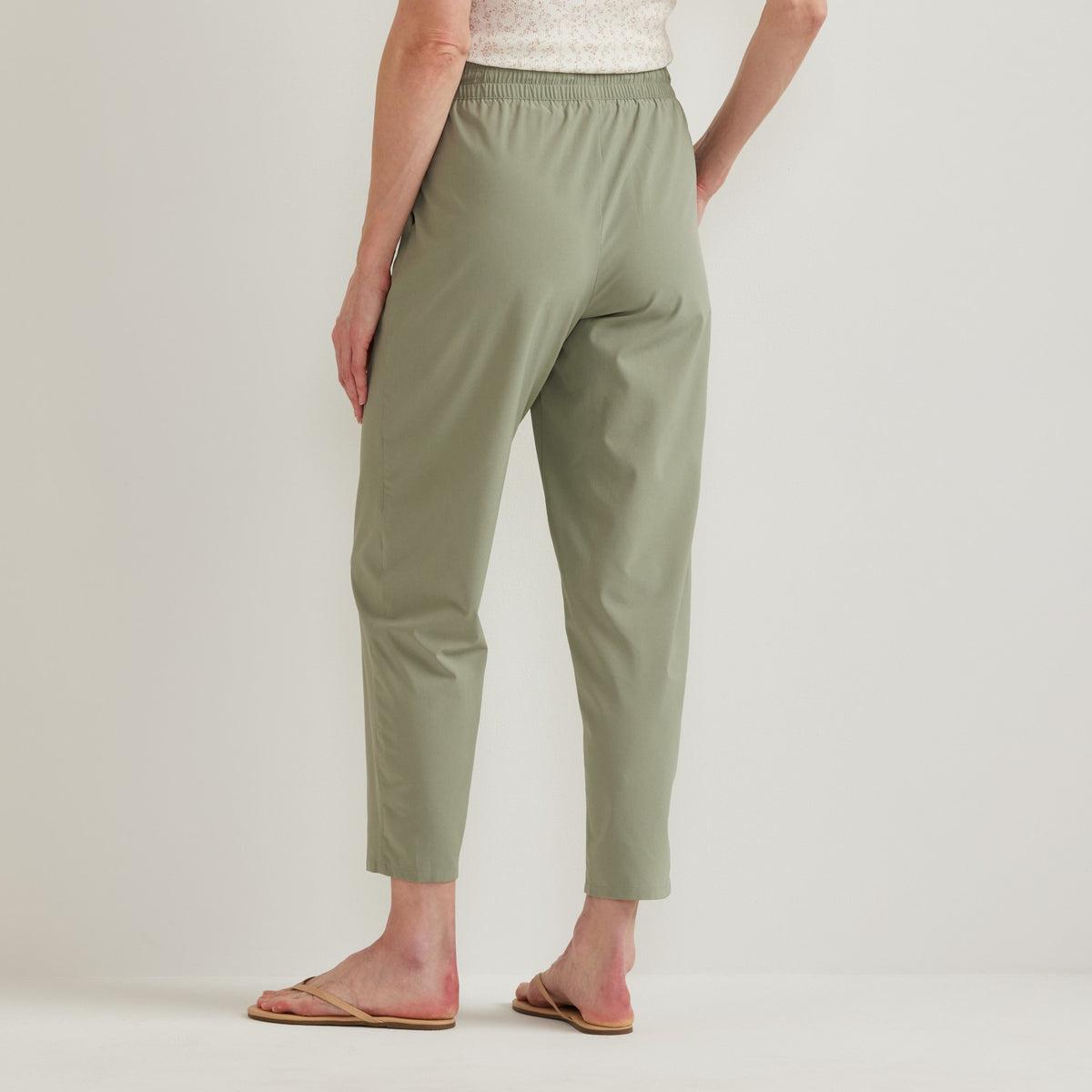 Eddie Bauer Women's Departure Tie Front Ankle Pant