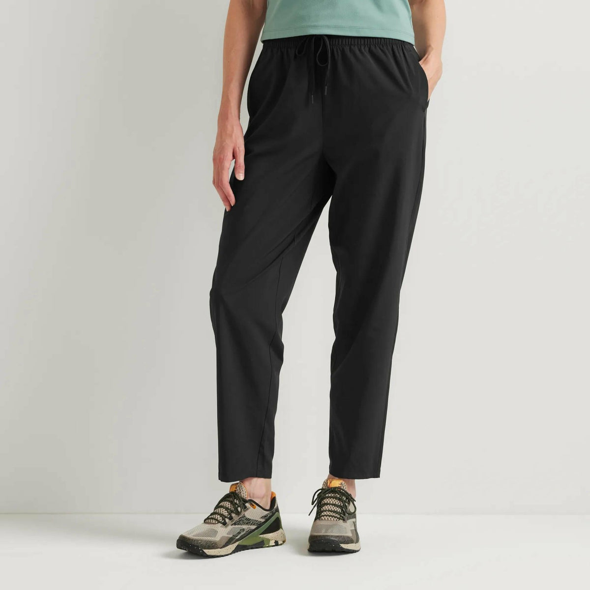 Black,XS,Regular
