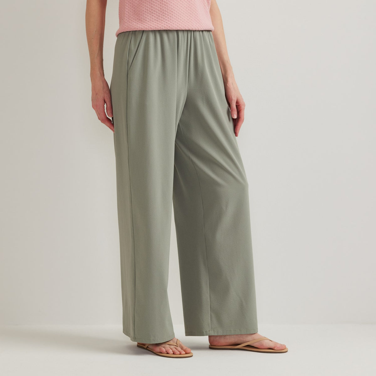 Eddie Bauer Women's Rio Textured Pant
