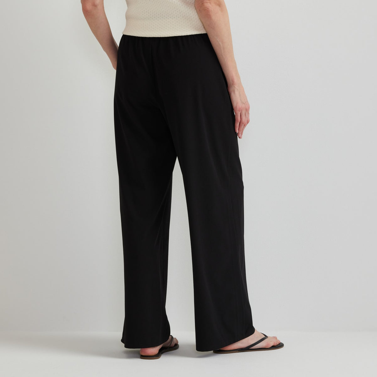 Eddie Bauer Women's Rio Textured Pant