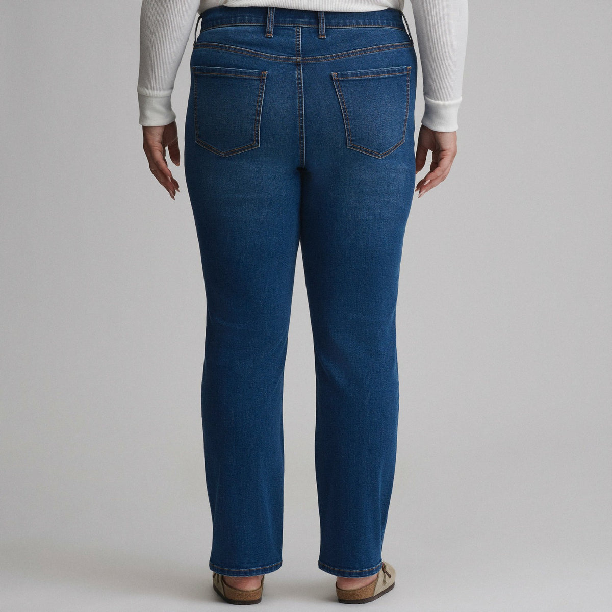 Eddie Bauer Women's Venture Stretch Straight Jean