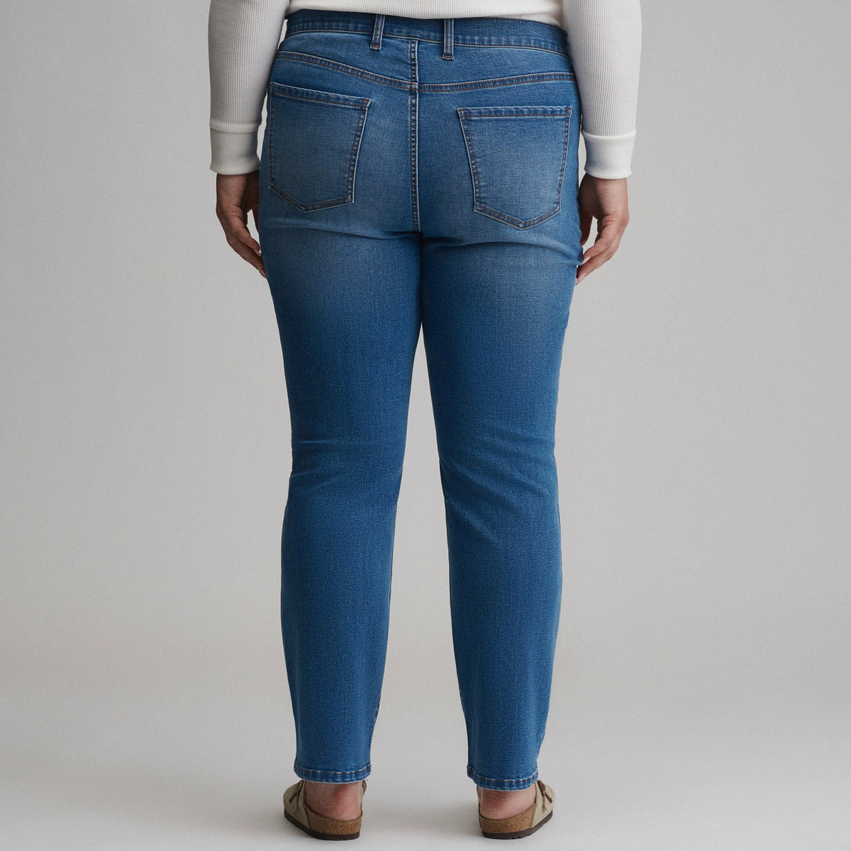 Eddie Bauer Women's Venture Stretch Straight Jean