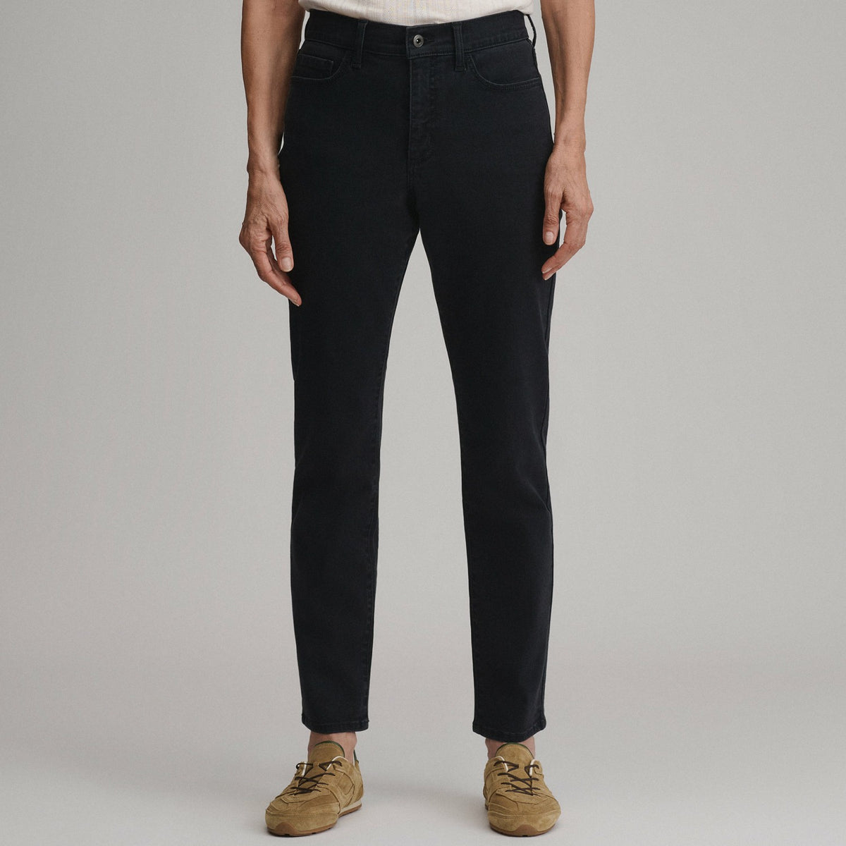 Eddie Bauer Women's Venture Stretch Straight Jean