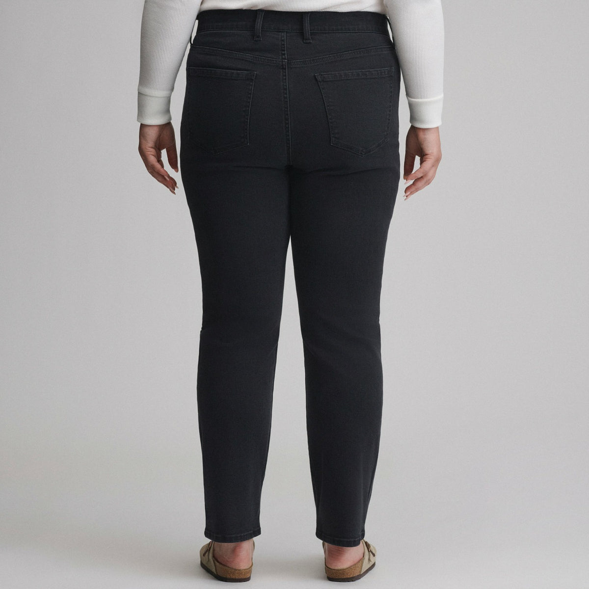 Eddie Bauer Women's Venture Stretch Straight Jean