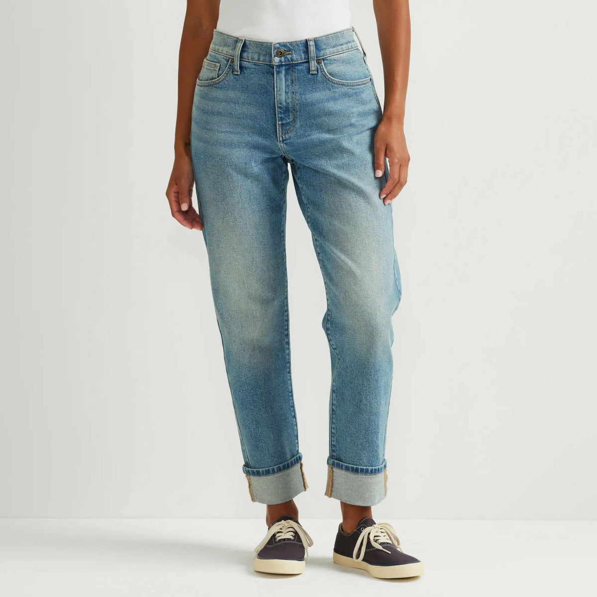 Eddie Bauer Women's Authentic 90's Boyfriend Je