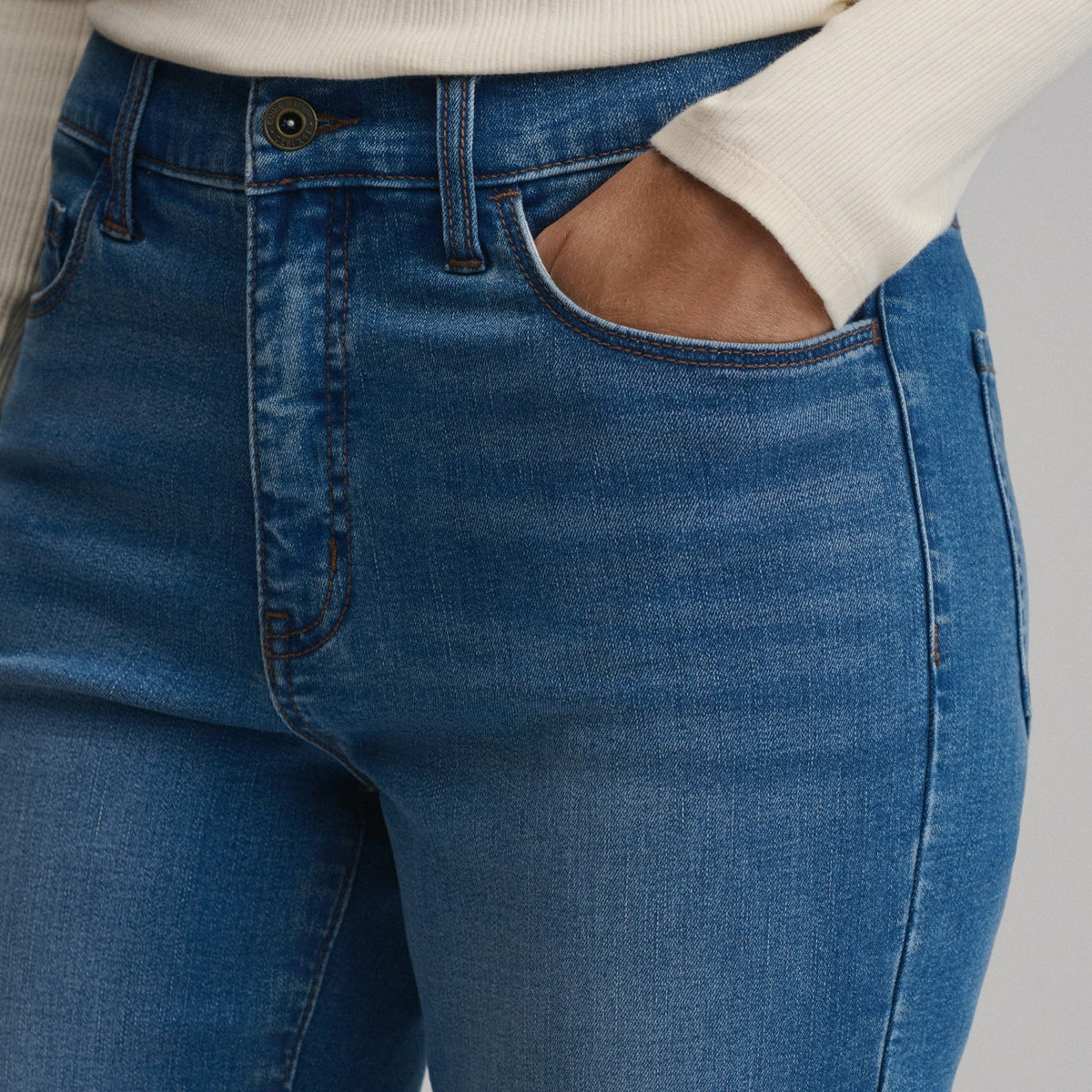 Eddie Bauer Women's Venture Stretch Kick-Flare Jean