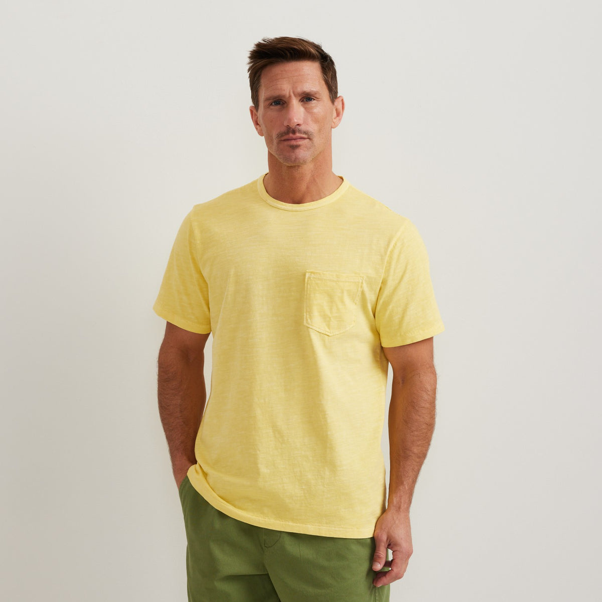 Eddie Bauer Men's SS Sunwashed Cotton Tee