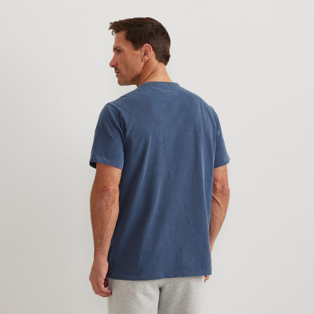 Eddie Bauer Men's SS Sunwashed Cotton Tee