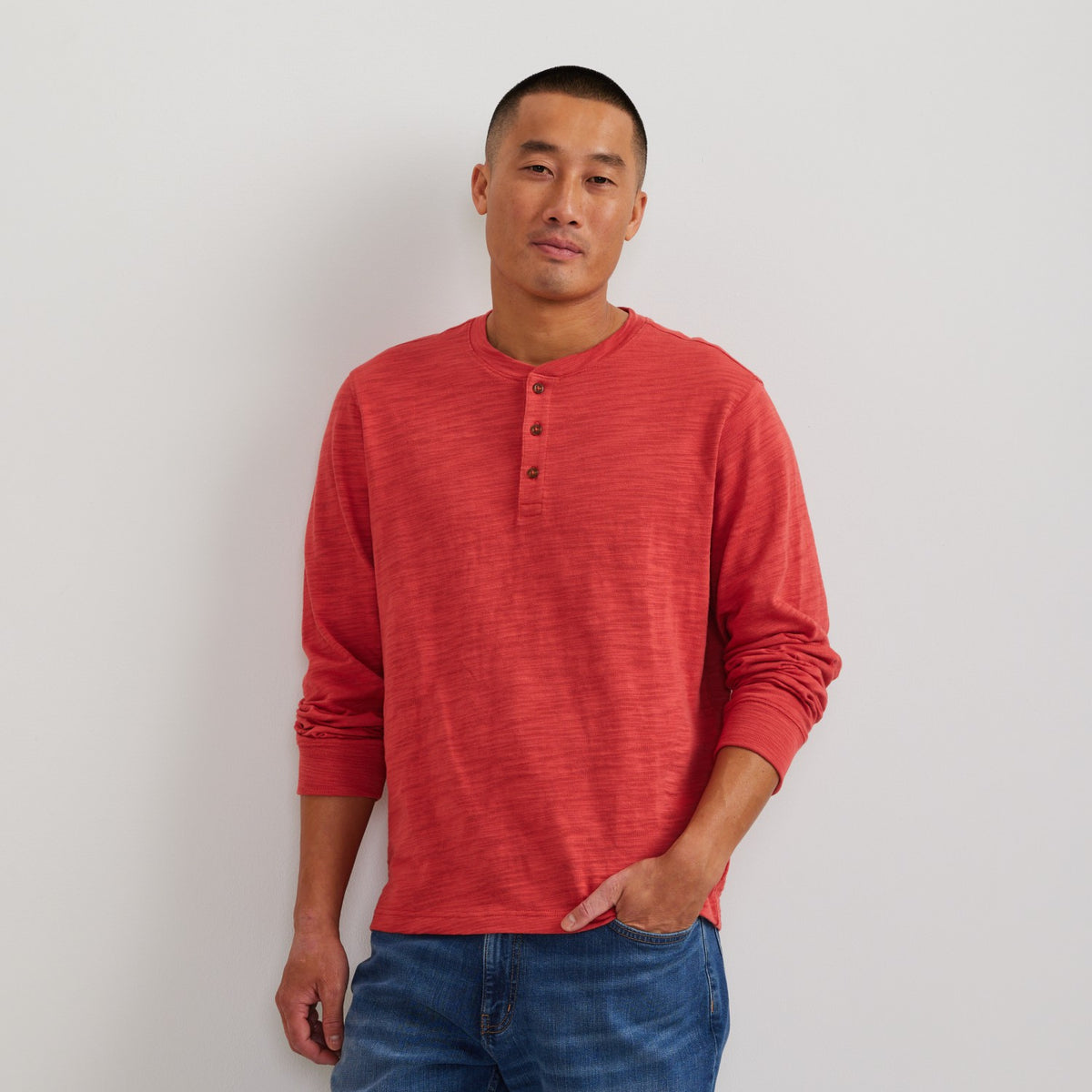 Eddie Bauer Men's LS Slub Jersey Henley