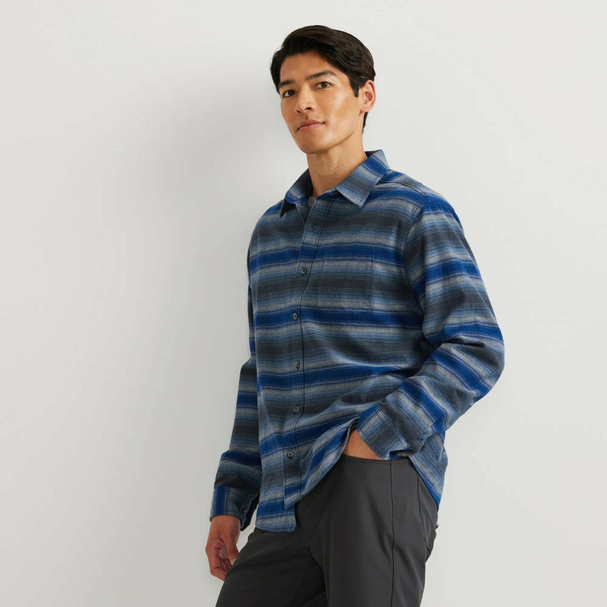 Eddie Bauer Men's LS Classic Eddie's Favorite Fl