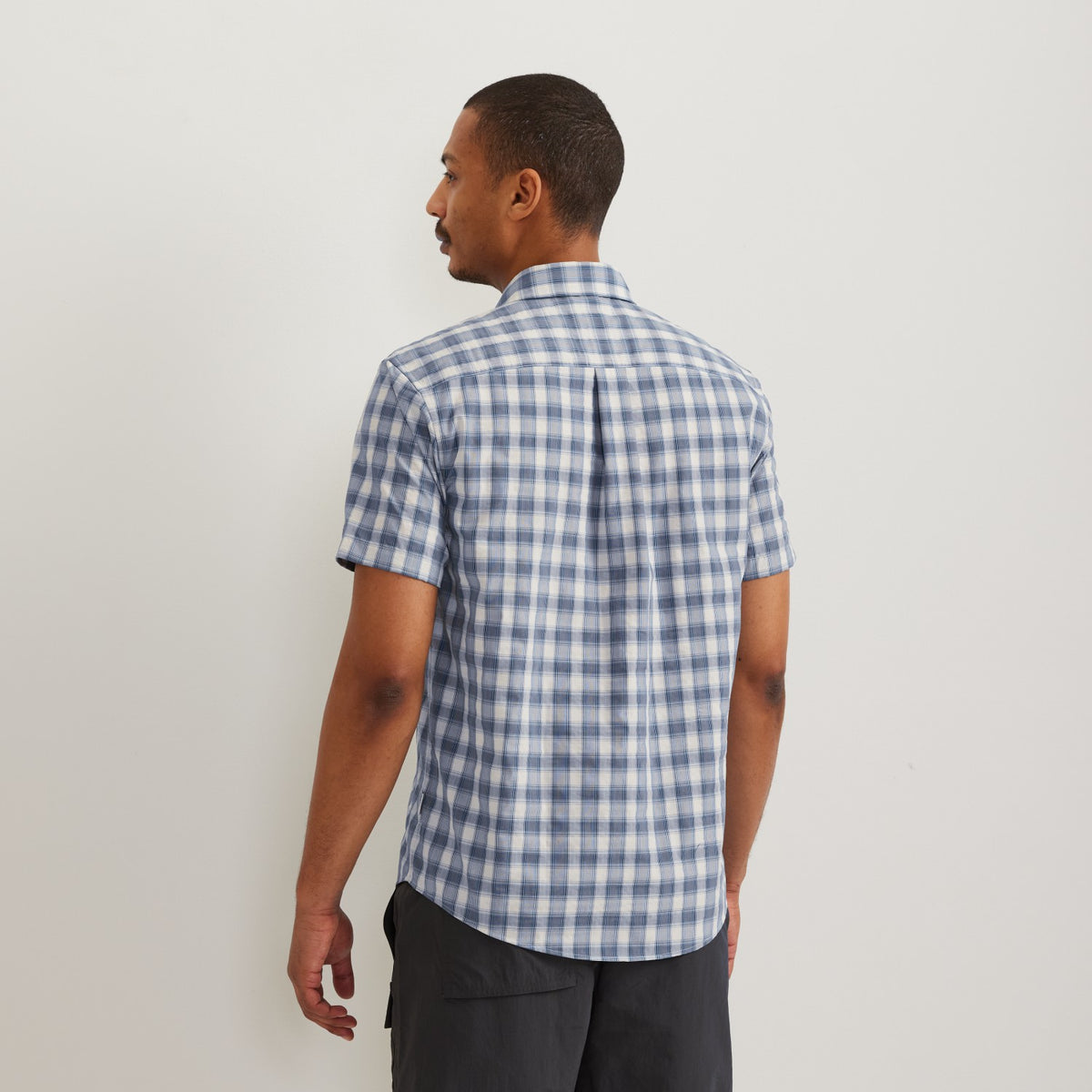 Eddie Bauer Men's SS Pack It Seersucker 3.0