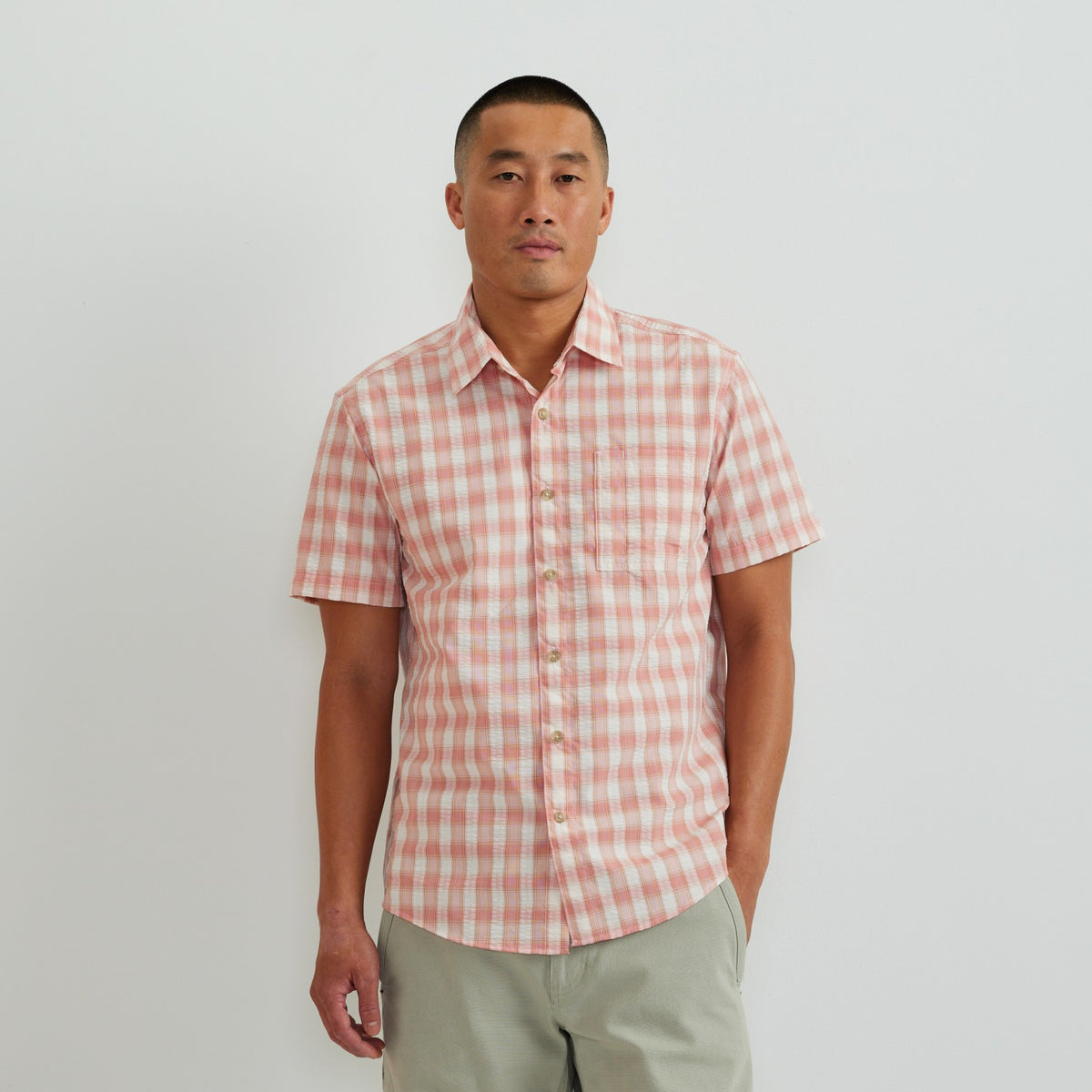 Eddie Bauer Men's SS Pack It Seersucker 3.0
