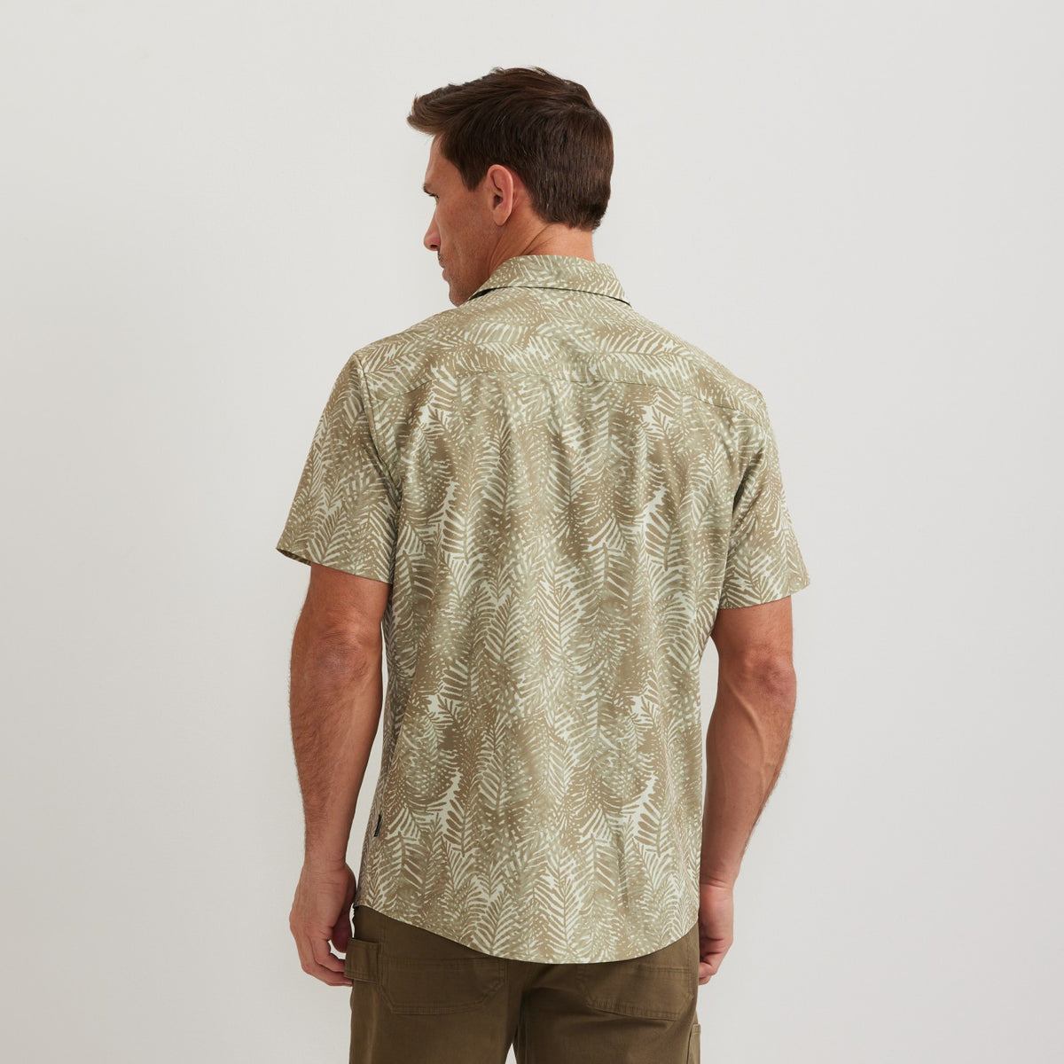 Eddie Bauer Men's SS Departure 1Pocket Shirt