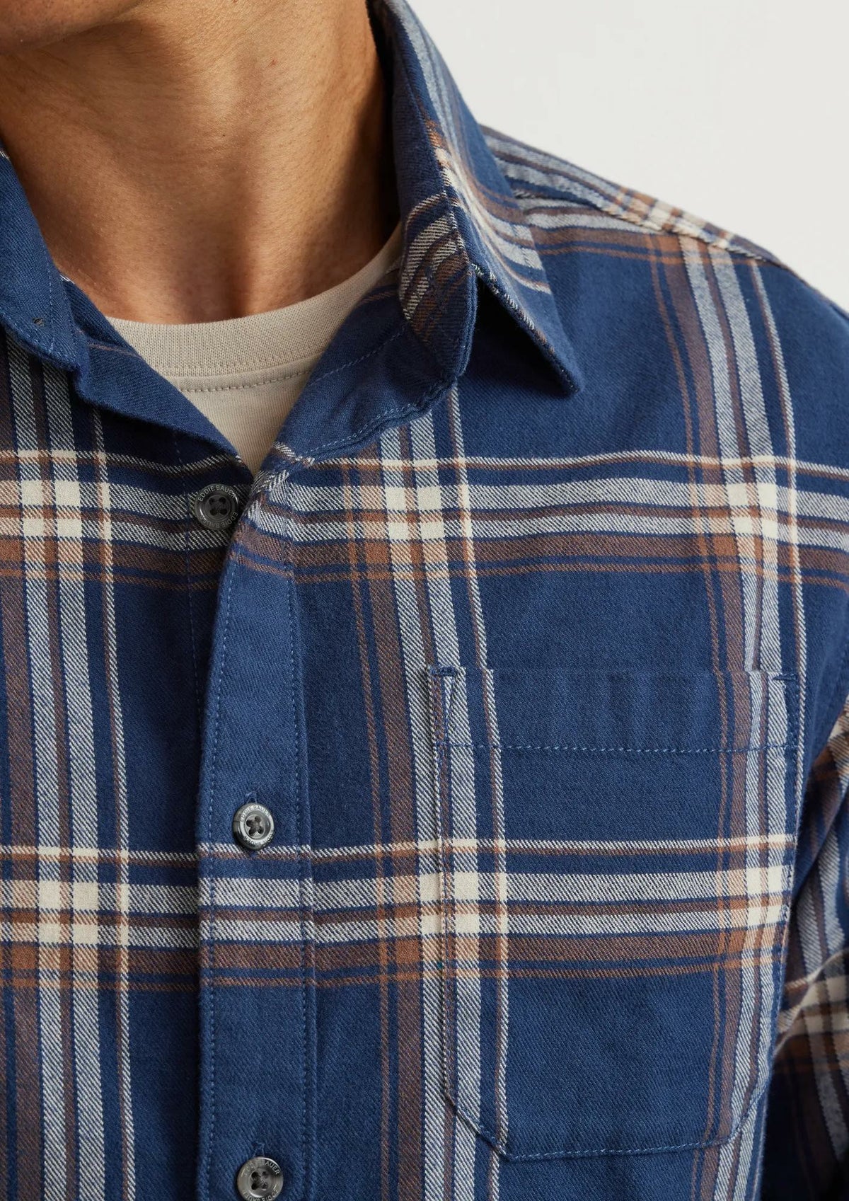 Eddie Bauer Men's LS Rlx Eddie's Favorite Fla