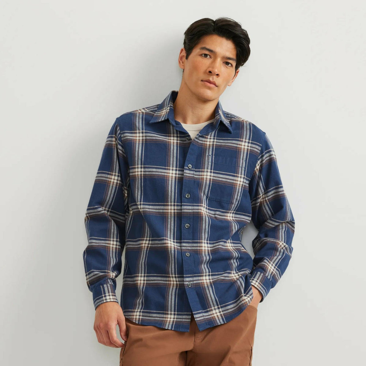 Eddie Bauer Men's LS Rlx Eddie's Favorite Fla