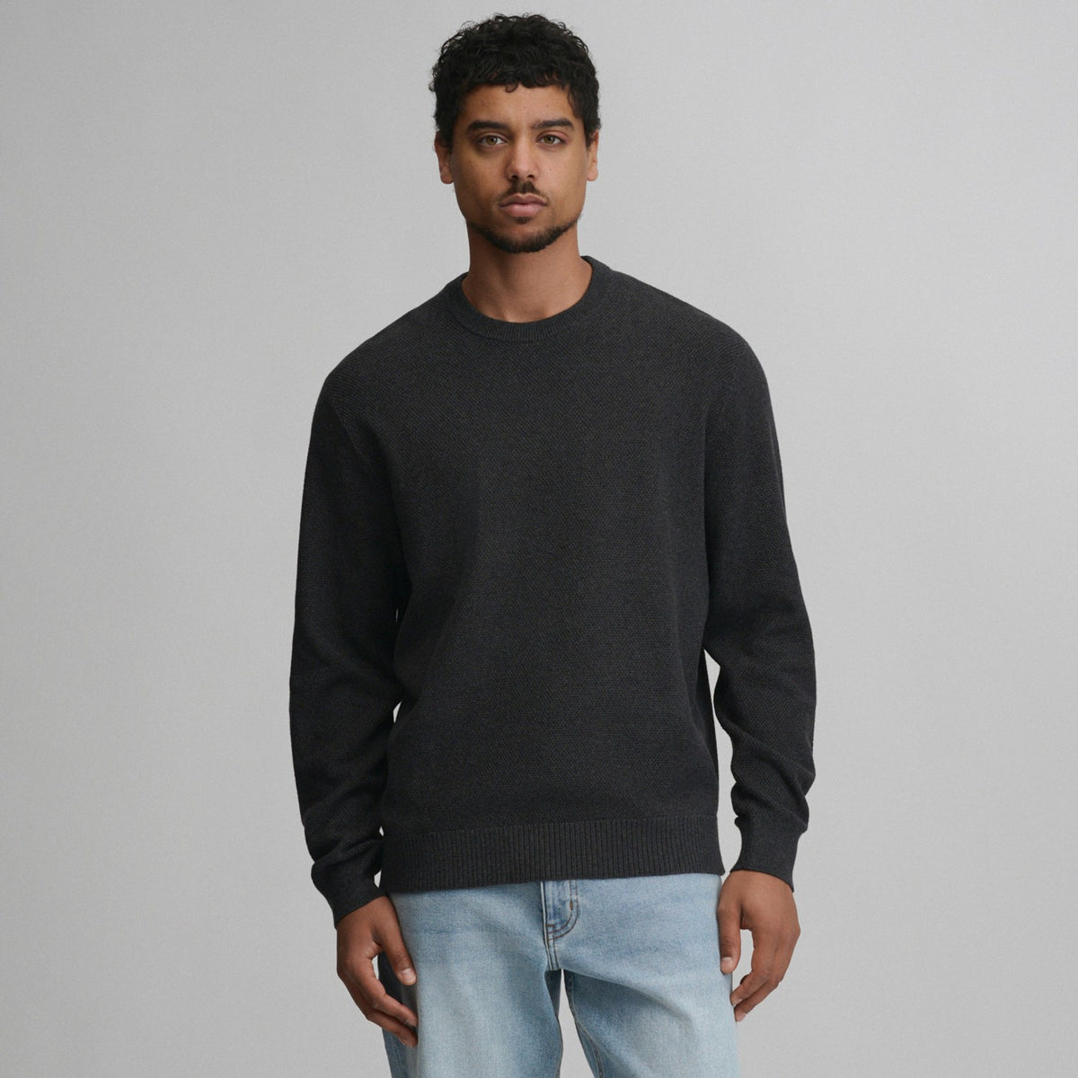 Eddie Bauer Men's Classic Crew Solid Sweater