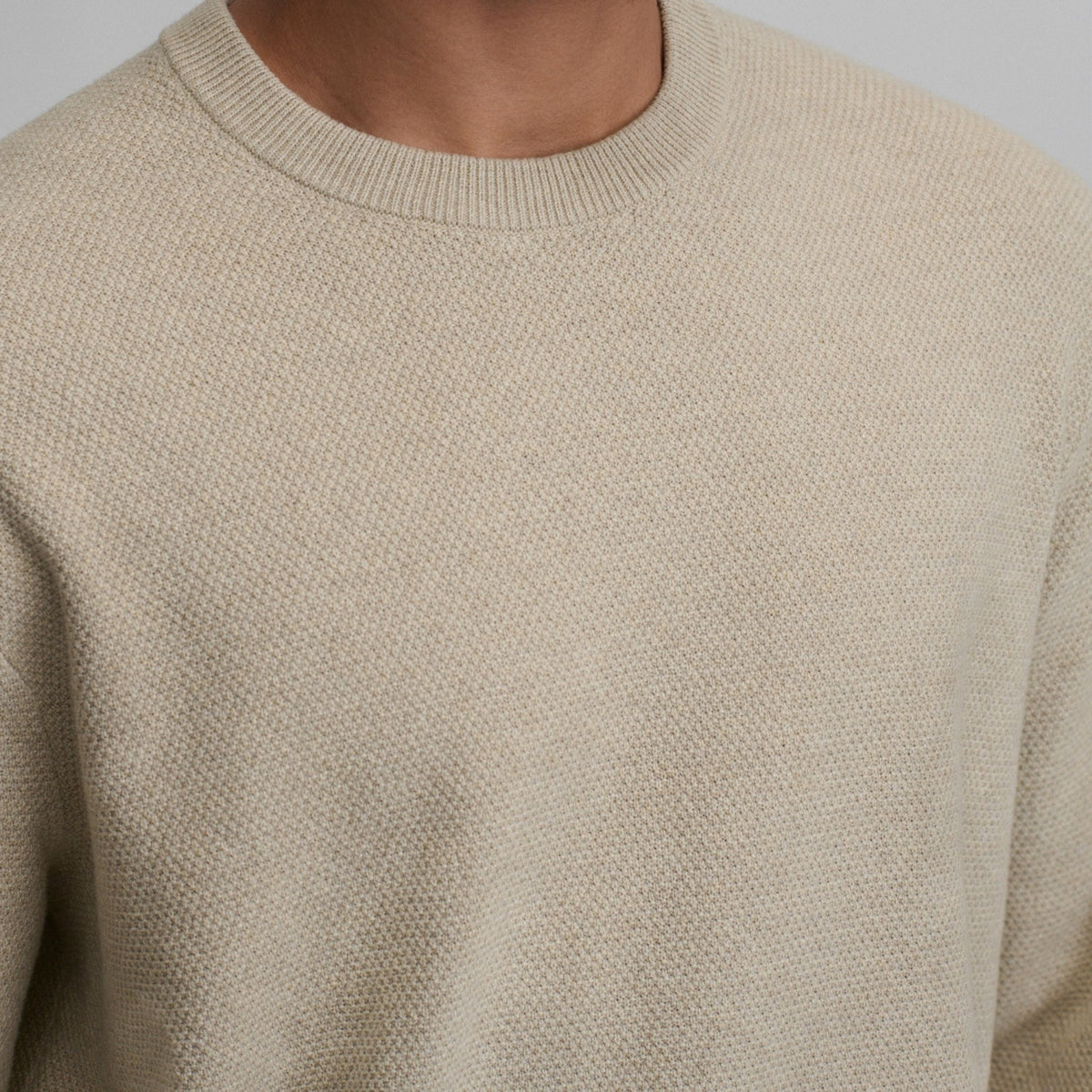 Eddie Bauer Men's Classic Crew Solid Sweater