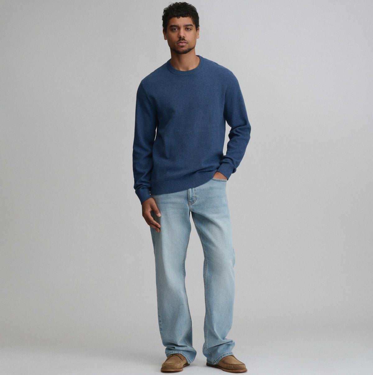 Eddie Bauer Men's Classic Crew Solid Sweater