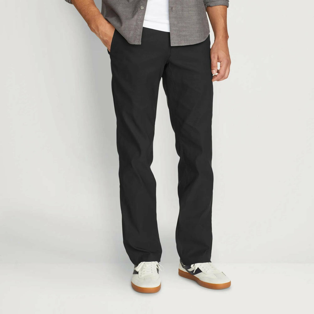 Eddie Bauer Men's Horizon Takeoff Chino