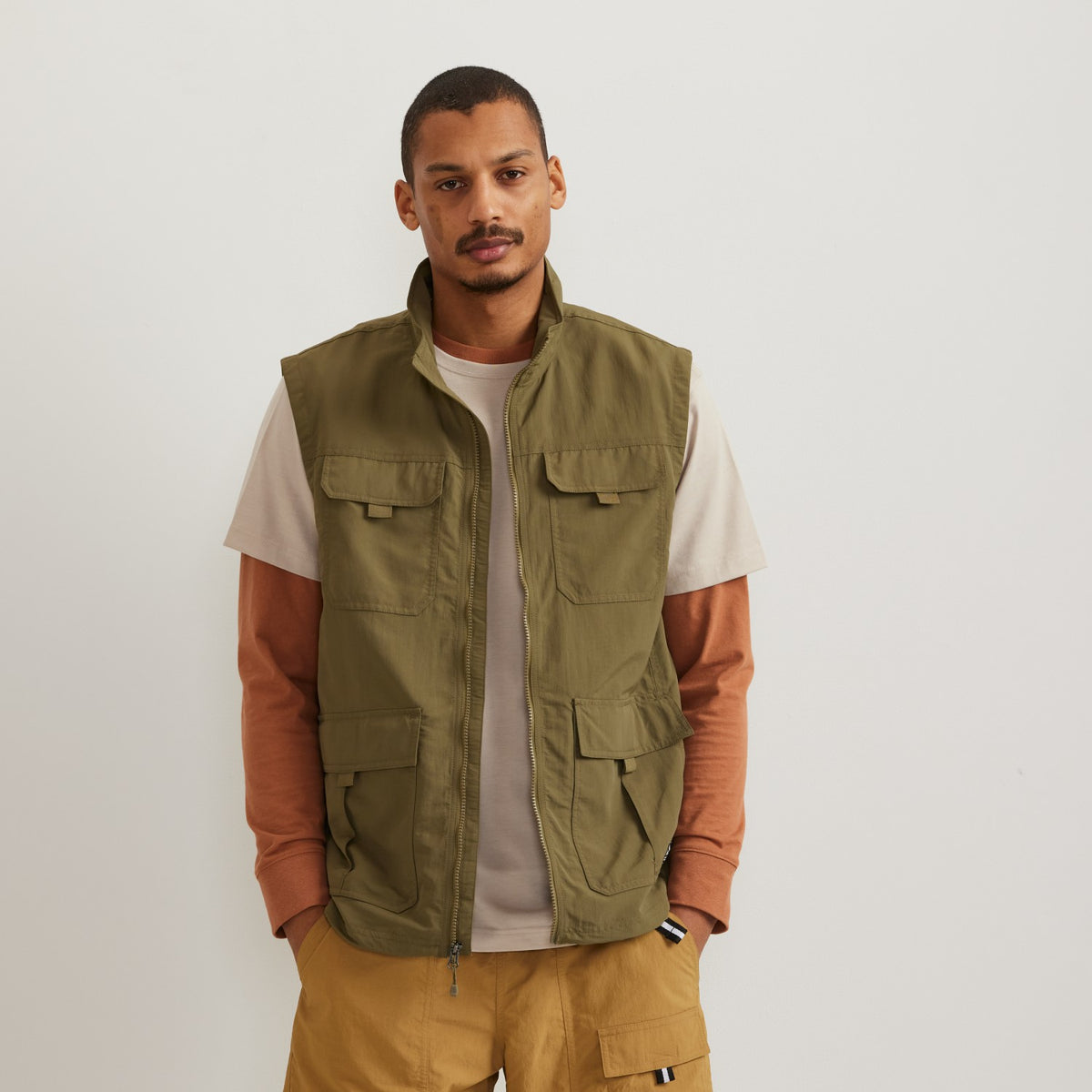 Eddie Bauer Men's Vest Adventurer Hiking