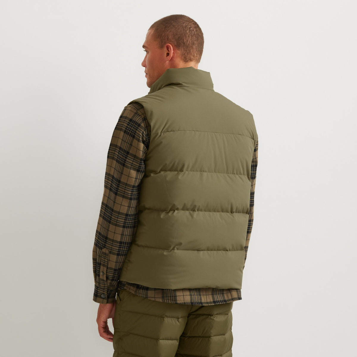 Eddie Bauer Men's Essential Down Vest