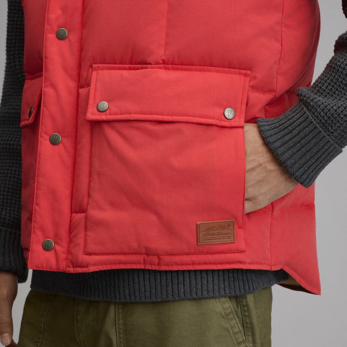 Eddie Bauer Men's Kara Koram Vest