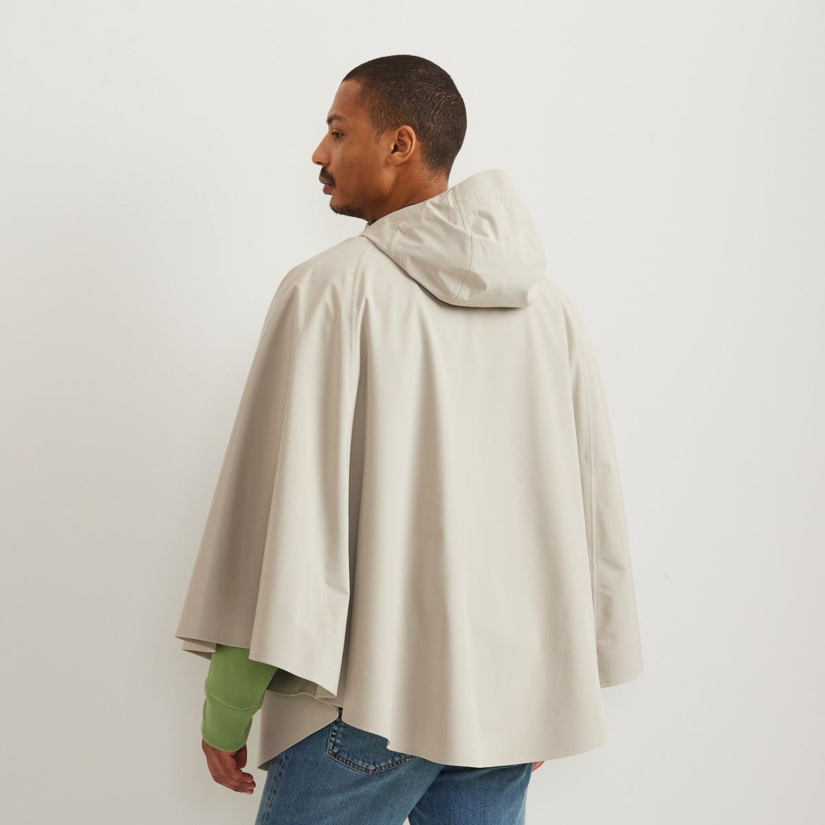 Eddie Bauer Men's Cloud Cap Stretch Poncho