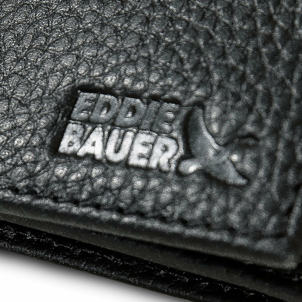 Eddie Bauer EXTRA CAPACITY RUGGED LEATHER TRIFOLD WITH FLIP ID