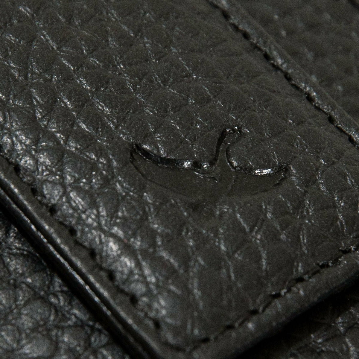 Eddie Bauer RUGGED LEATHER MONEY CLIP BIFOLD WALLET