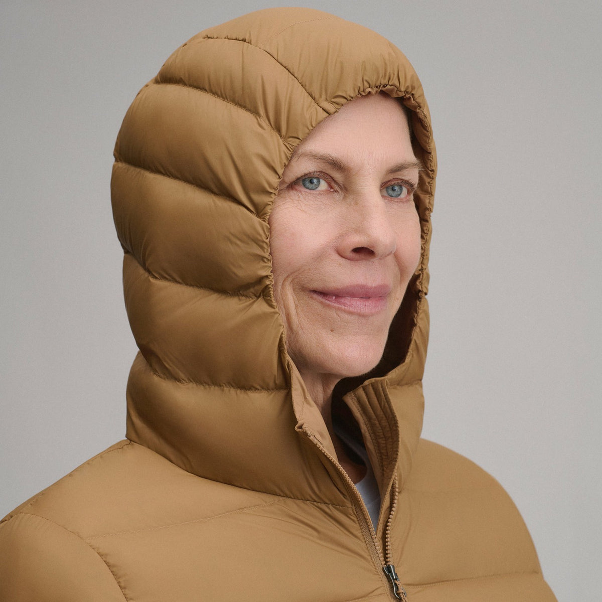 Eddie Bauer Women's CirrusLite Down Hooded Jacket