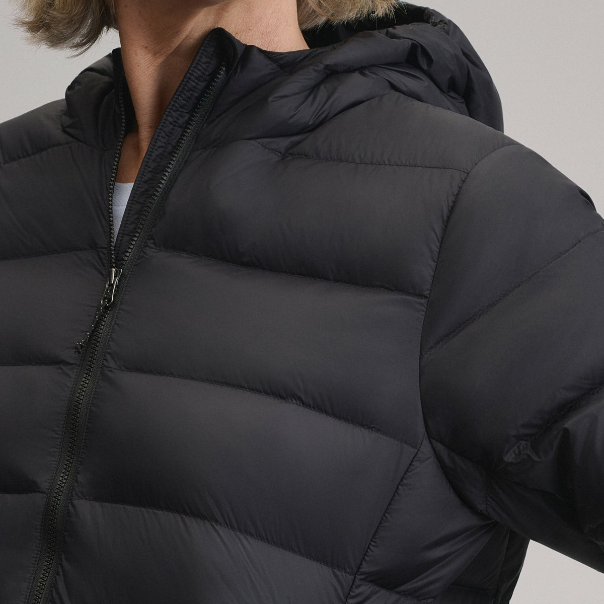 Eddie Bauer Women's CirrusLite Down Hooded Jacket