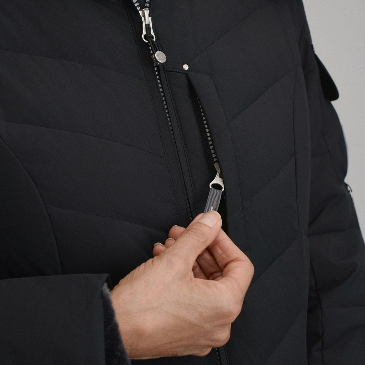 Eddie Bauer Women's Sun Valley Down Parka