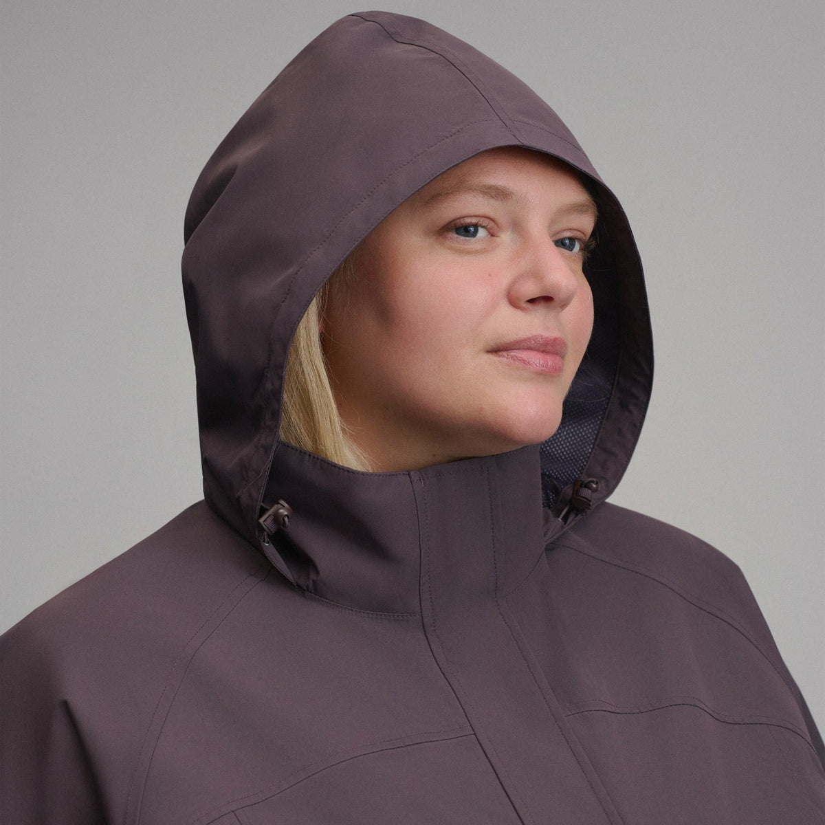 Eddie Bauer Women's Packable Rainfoil Jacket