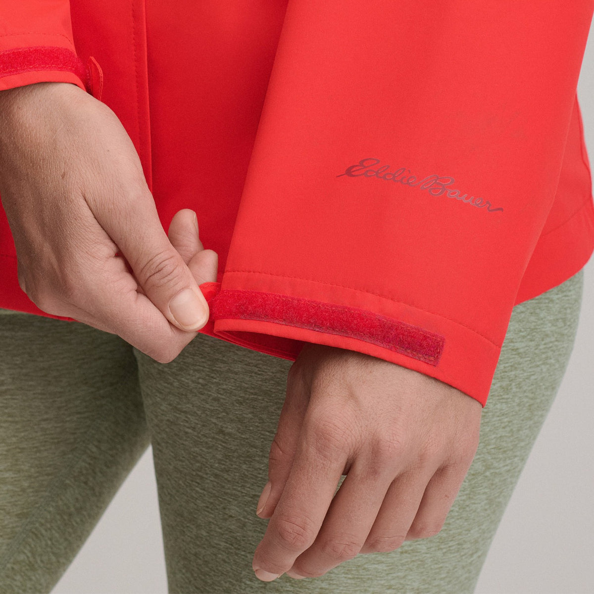 Eddie Bauer Women's Packable Rainfoil Jacket